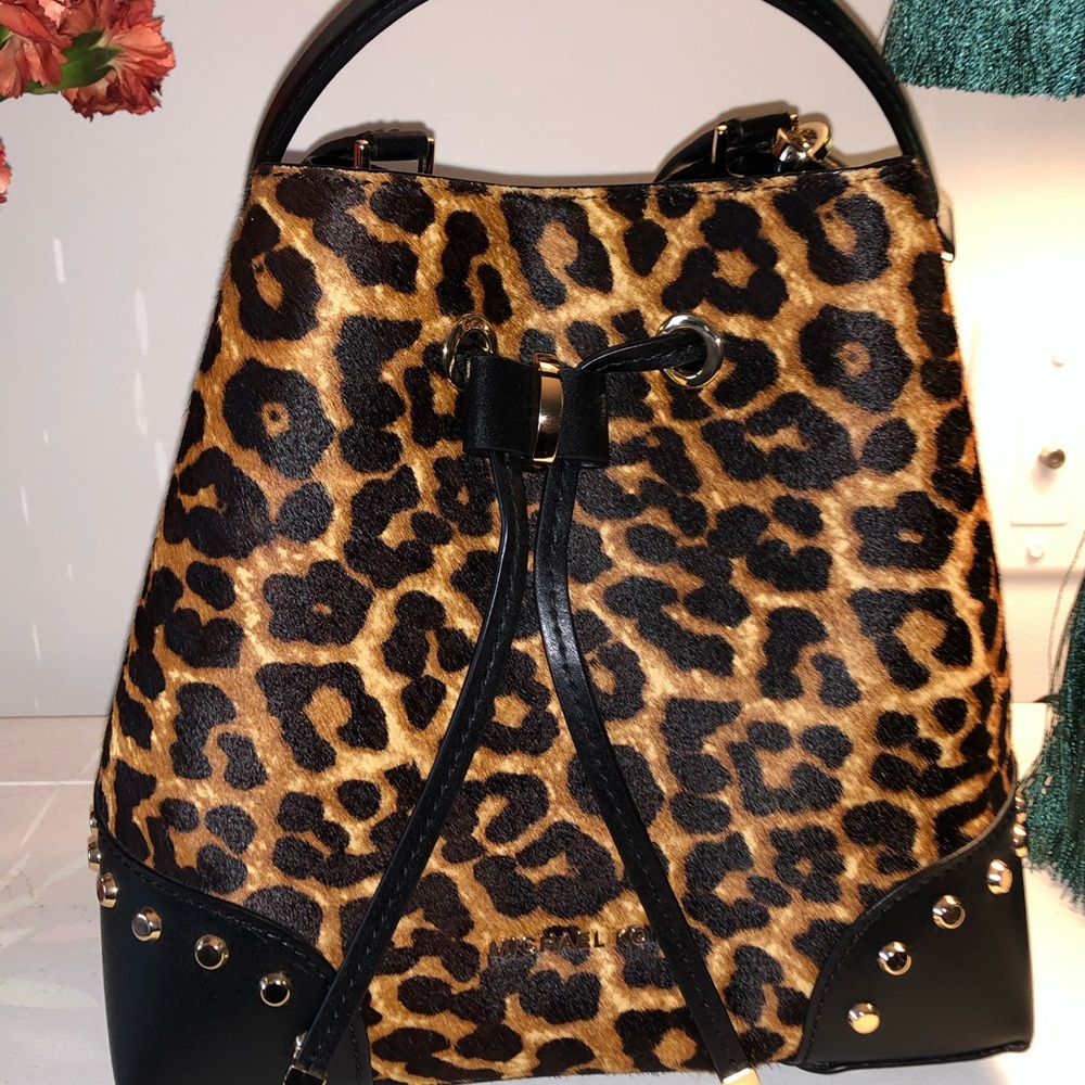 Authentic Michael Kors Leopard Calf Hair Bkt Bag